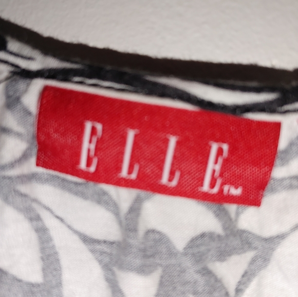 Elle brand size small womens short sleeve top Preowned - Picture 4 of 4